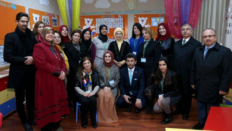 Cumhurbaşkanı Erdoğan´ın eşi Emine Erdoğan ve Bakan Yılmaz, Tunus´ta okul açılışına katıldı