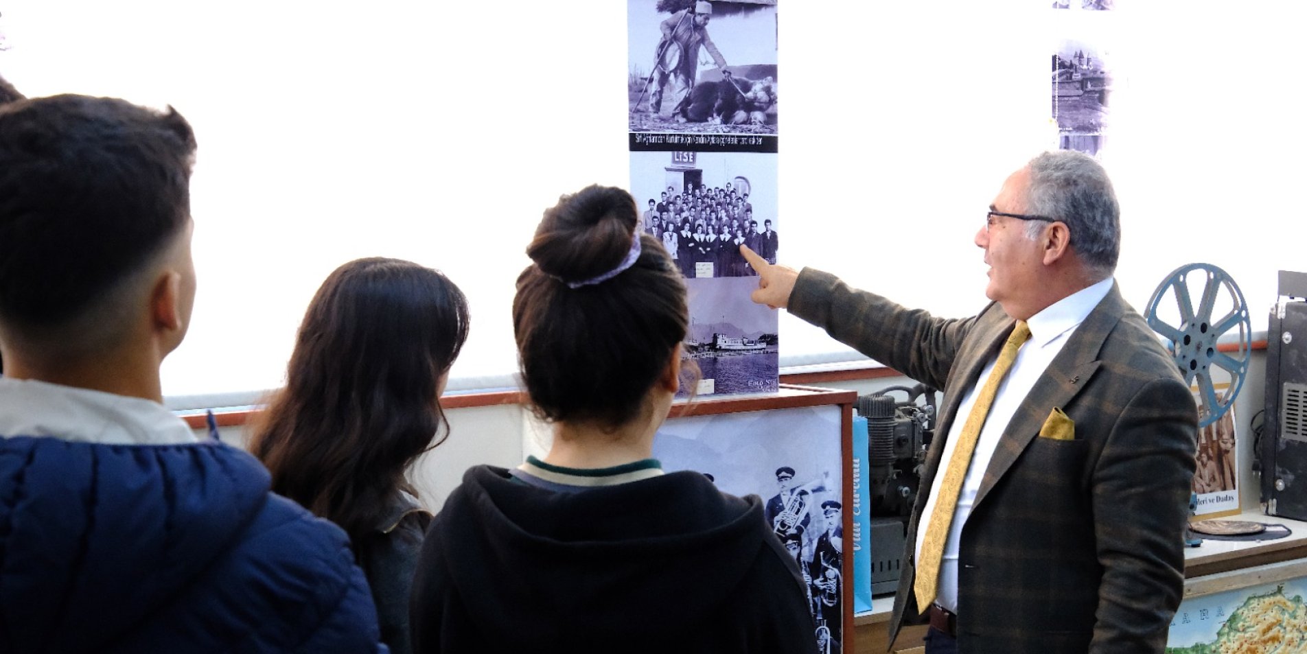 Hayalini Gerçekleştirdi: Mezun Olduğu Okula Müdür Oldu